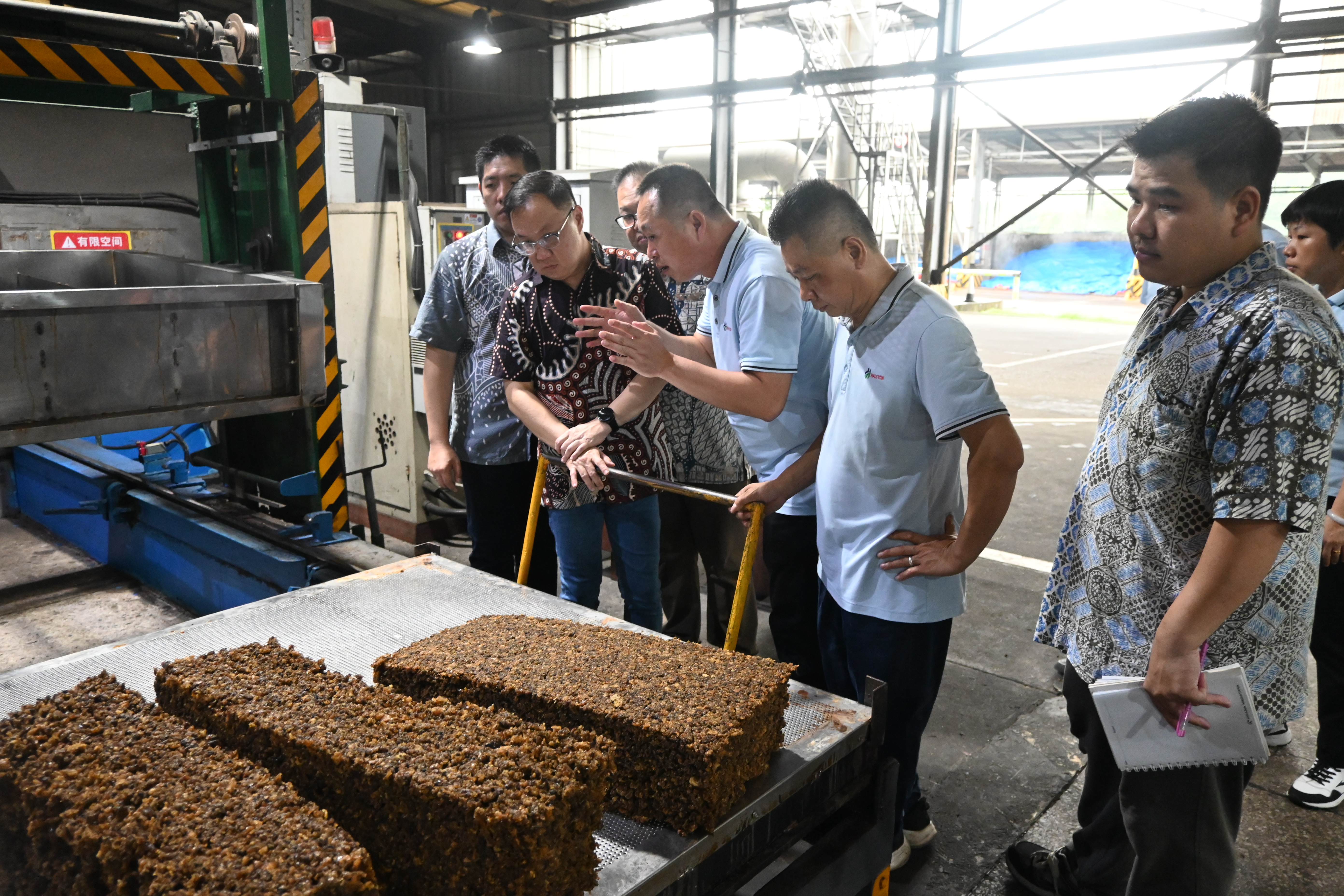 1717550522299028516.jpg 1717550522299028516.jpg